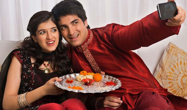 Hosting a Heartfelt Raksha Bandhan Get-Together: Tips for a Perfect Celebration