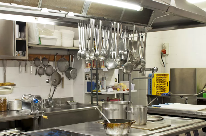 Sustainable Solutions: Restaurant Equipment Recycling for a Greener Tomorrow