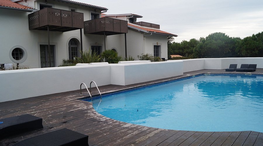 Why Choose Residence Villa Clara?