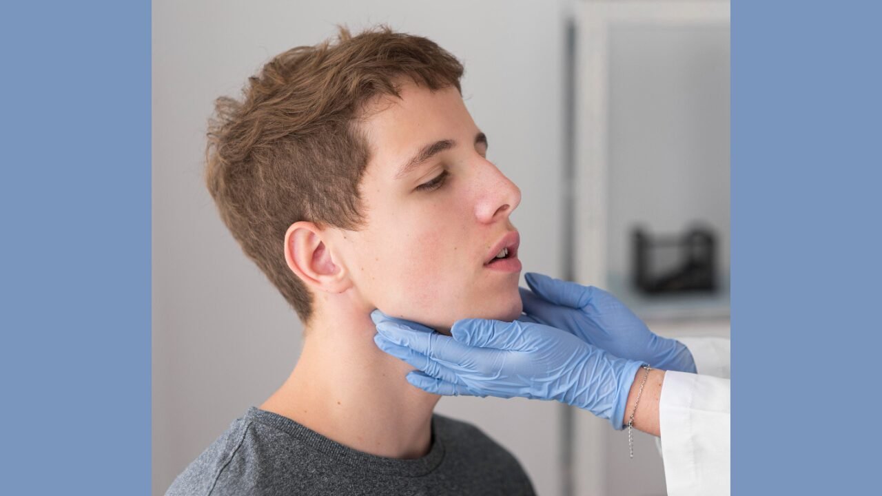 Sunekos Neck Treatment