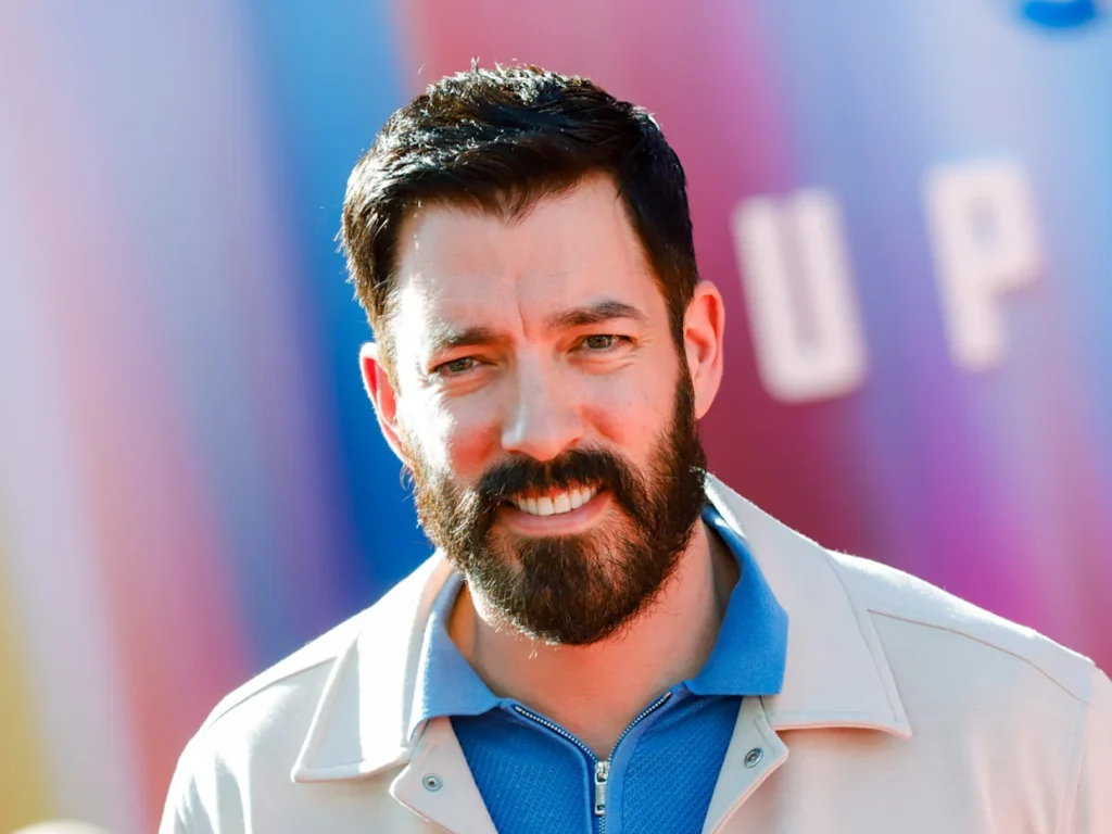 Drew Scott Biography